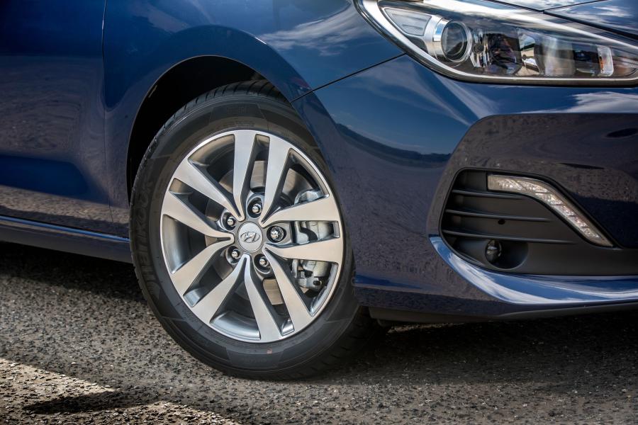 Детали экстерьера Hyundai i30 Go! SE 2018 года  (UK) (фото 32 из 34)